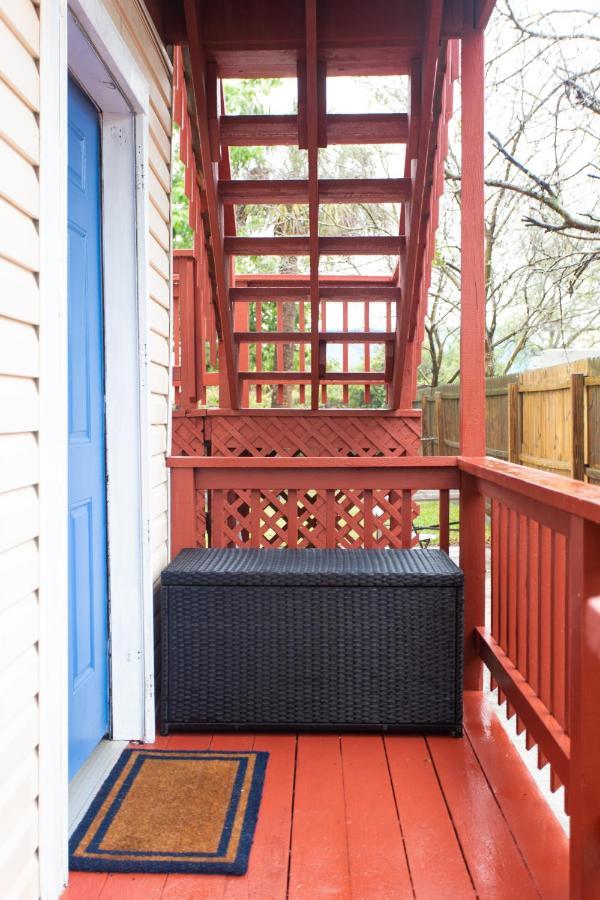 Central & Comfortable Home Walk To The Beach! Jacksonville Beach Bagian luar foto